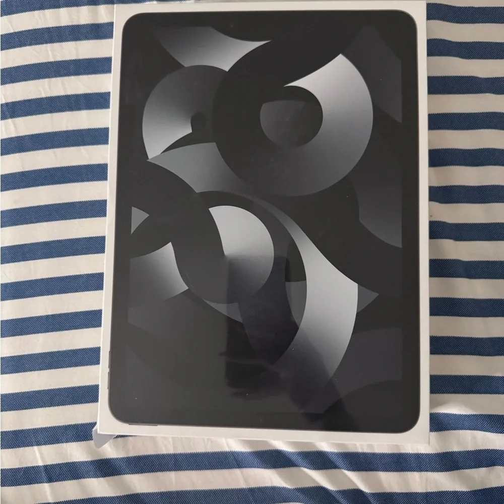 Apple Tablet - Black and Gray